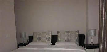 Shangmingge Hotel - Kunming Bagian luar foto